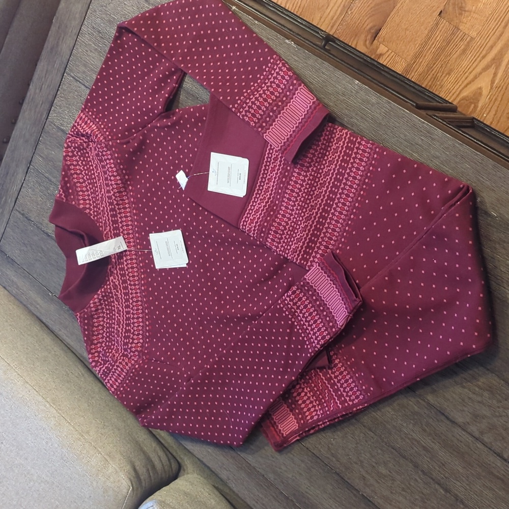 Fabletics High Waisted Seamless Fair Isle Set